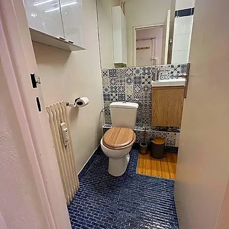 Situe A 5 Min Du Chateau De Et Stationnement Gratuit 아파트 *