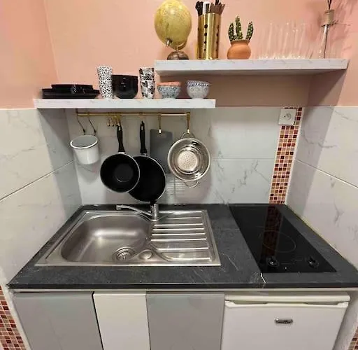 شقة Situe A 5 Min Du Chateau De Et Stationnement Gratuit